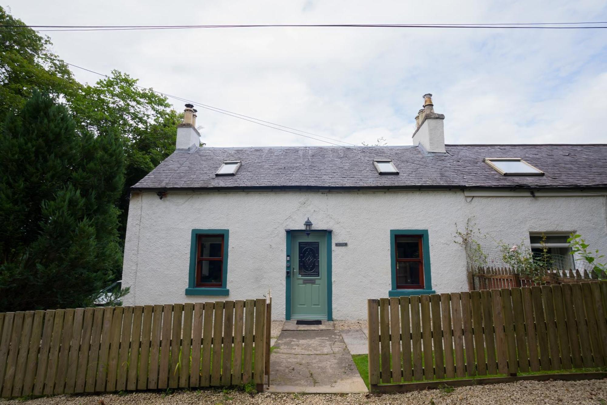 Tig Cottage - a rural, quirky, pet friendly 2 bedroom cottage near Ballantrae Esterno foto